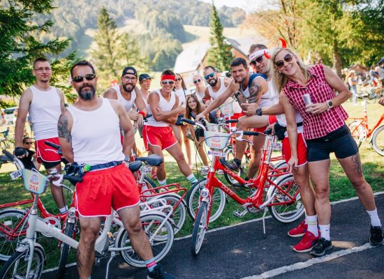 redbullgonipony2020-min